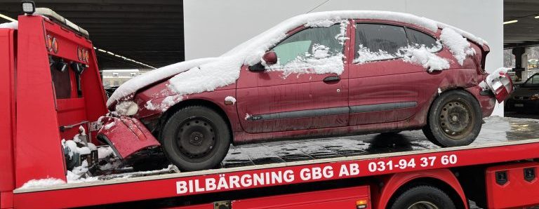 Enkel skrotning hos bilskrot i Kungälv